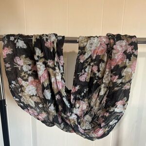 Black Floral Lightweight Scarf - Pink & Cream Flowers
